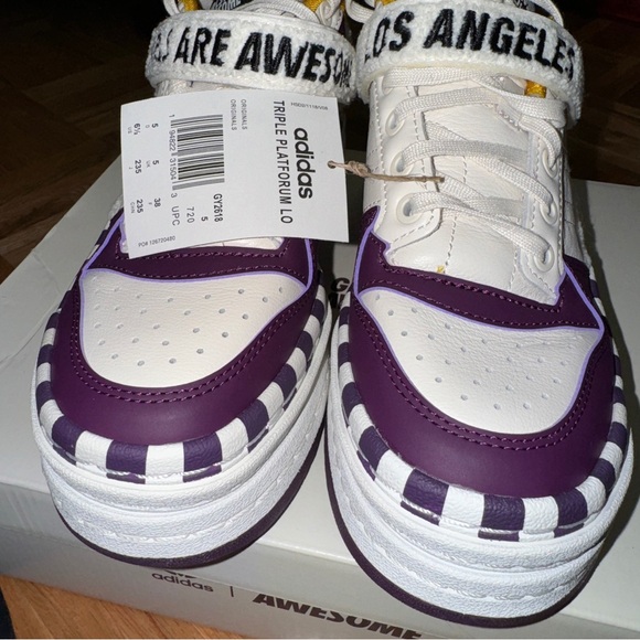 BNWT Adidas x Girls are Awesome triple platforum low - Picture 4 of 12